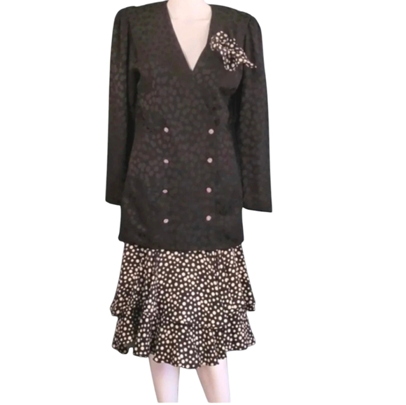 100% Silk Pin Up Style! Vintage 80s Janice Lee Skirt Suit - Picture 1 of 16